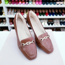 Sapatilha bico quadrado Infinito Marrom