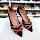 Sapatilha bico fino alongada Preta com tiras