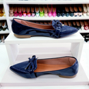 Sapatilha mocassim bico fino alongado Azul Verniz