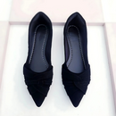 Sapatilha bico fino alongado Infinito Preta