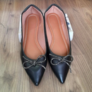 Sapatilha Prime bico fino Preta Laço Brilho