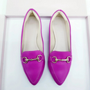 Sapatilha bico fino Pink com detalhe Dourado