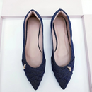 Sapatilha bico fino alongado Adriana Jeans