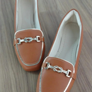 Sapatilha bico quadrado Infinito Caramelo