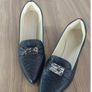 Sapatilha mocassim bico fino Preto com Enfeite --- (atacadistas)
