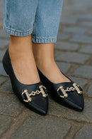 Mocassim Alongado Off-White Com Fivela Dourada