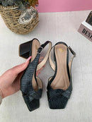 Sandália Salto Bloco Preta Elisa